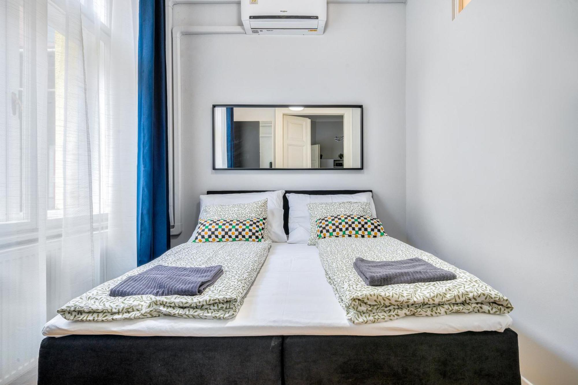 Apartment Synagogue 2 Bedroom S162 Budapest